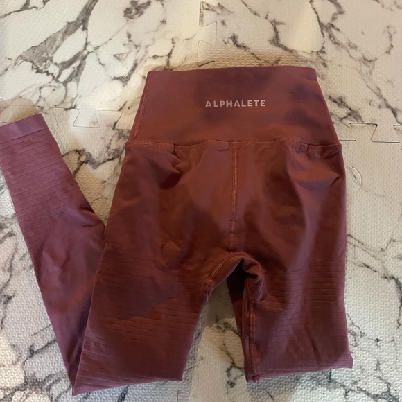 Alphalete leggings - Picture 2 of 3